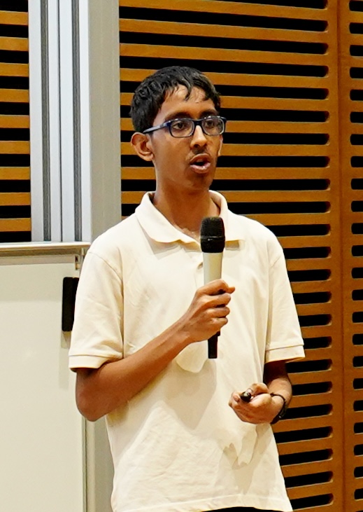 Harihar Rengan speaking at InnovAIte